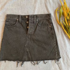 Madewell black Denim Skirt size 27
